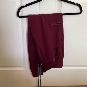 Figs Zamora Jogger Burgundy – S